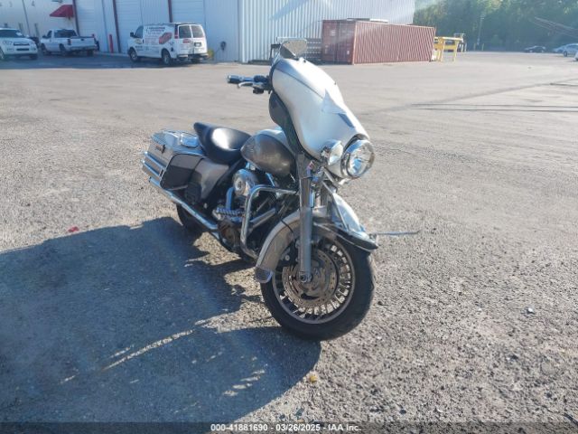 2009 HARLEY-DAVIDSON FLHTCU 1HD1FC4179Y676630