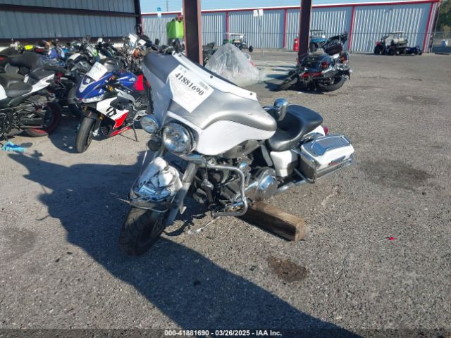 2009 HARLEY-DAVIDSON FLHTCU 1HD1FC4179Y676630 Photo 1