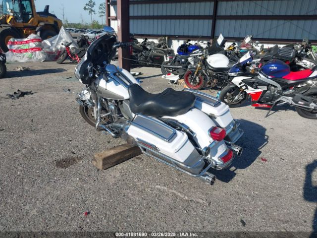2009 HARLEY-DAVIDSON FLHTCU 1HD1FC4179Y676630 Photo 2