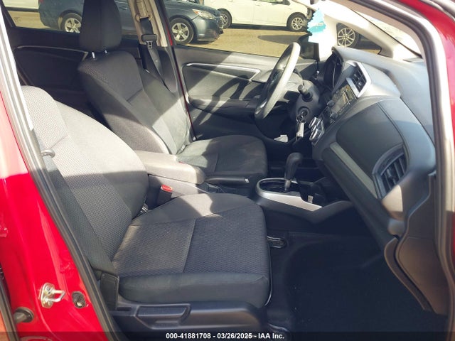 3HGGK5H44KM751276 Honda FIT LX