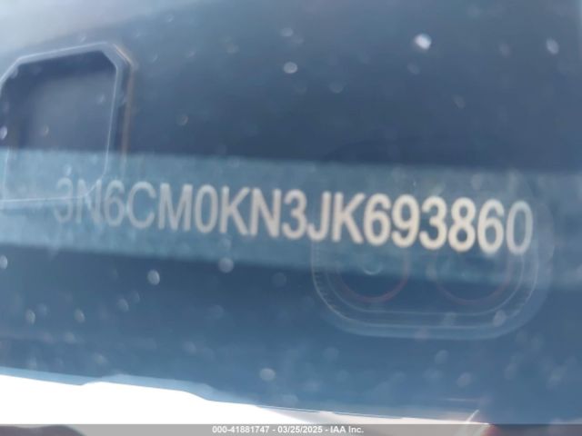 3N6CM0KN3JK693860 Nissan NV200 SV
