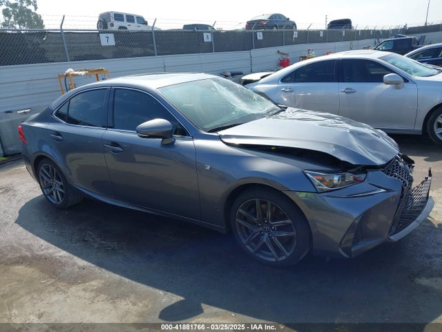 JTHBA1D2XJ5065643 Lexus IS 300