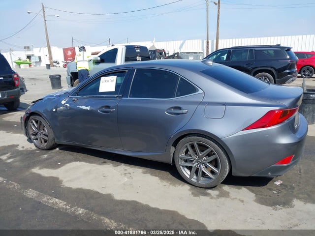 JTHBA1D2XJ5065643 Lexus IS 300