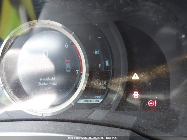 JTHBA1D2XJ5065643 Lexus IS 300