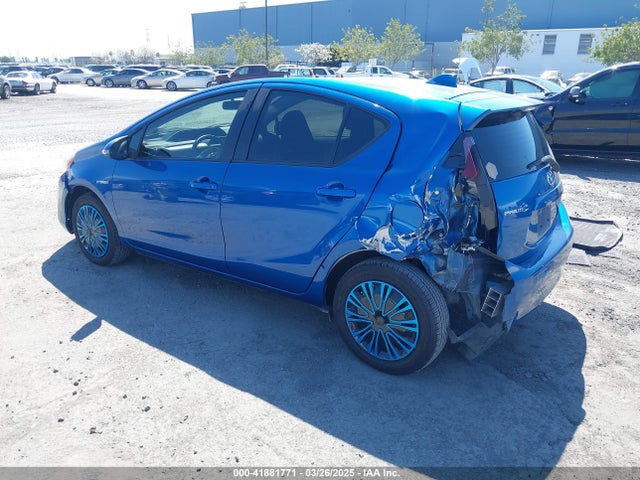 JTDKDTB37G1117861 Toyota Prius C Two