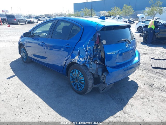JTDKDTB37G1117861 Toyota Prius C Two