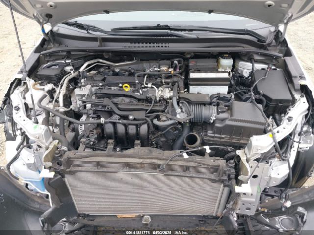 JTND4MBE4N3168134 Toyota COROLLA SE