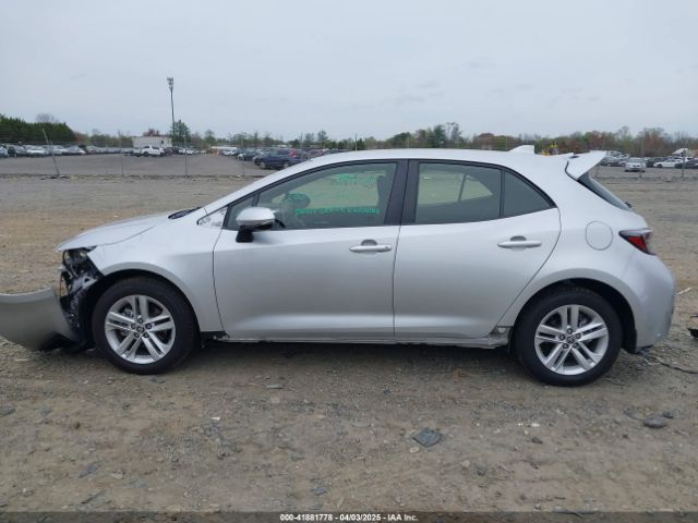 JTND4MBE4N3168134 Toyota COROLLA SE