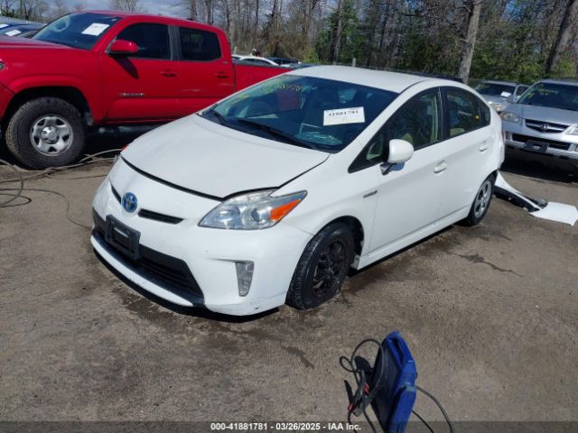 JTDKN3DU8E0378227 Toyota Prius Three