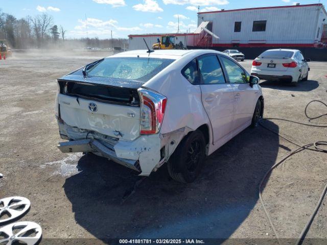 JTDKN3DU8E0378227 Toyota Prius Three