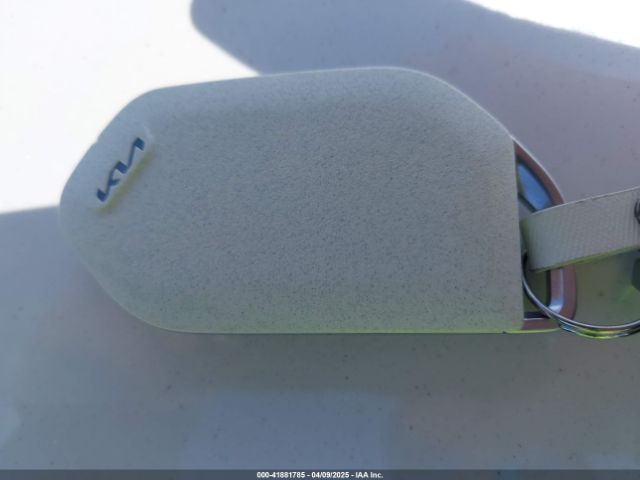 2024 KIA EV9 KNDAFFS55R6033424 Photo 10