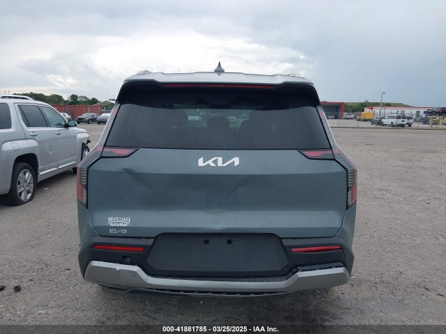 KNDAFFS55R6033424 KIA ev9