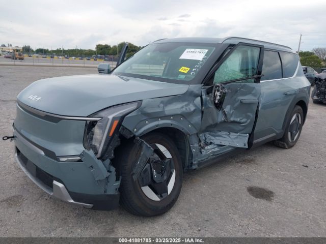 2024 KIA EV9 KNDAFFS55R6033424 Photo 1