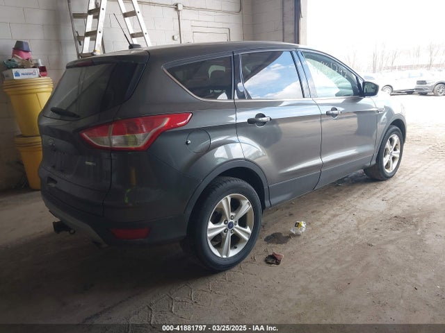 1FMCU9G94FUA46437 Ford ESCAPE SE