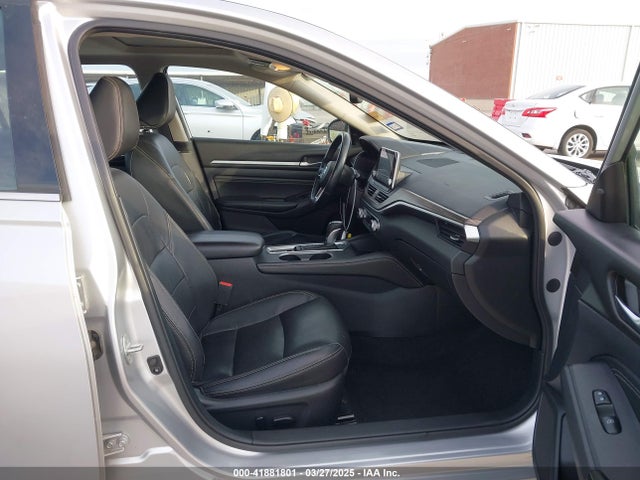 1N4BL4EV3KC246527 Nissan Altima 2.5 Sl