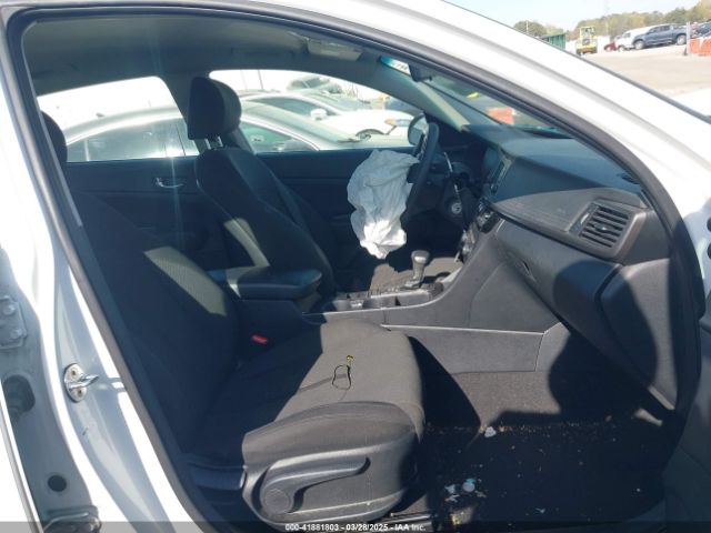 KNAGT4L38G5084226 KIA Optima Lx