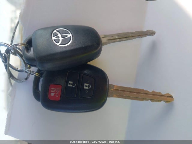 2T3WFREV6FW131553 Toyota Rav4 Xle