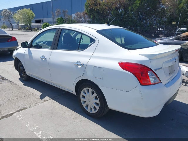 3N1CN7AP8JL872775 Nissan Versa 1.6 Sv