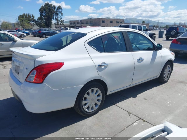 3N1CN7AP8JL872775 Nissan Versa 1.6 Sv