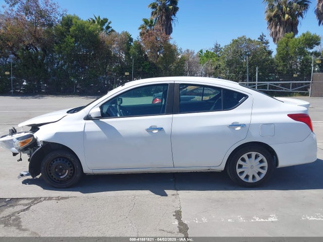 3N1CN7AP8JL872775 Nissan Versa 1.6 Sv