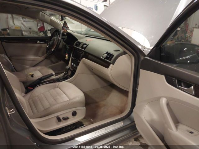 1VWCT7A38FC122406 Volkswagen Passat 1.8t Sel Premium