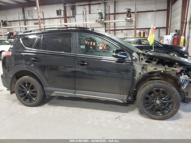 2T3RFREV0JW715761 Toyota Rav4 Adventure