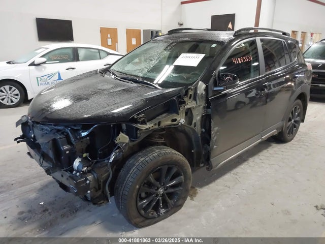 2T3RFREV0JW715761 Toyota Rav4 Adventure