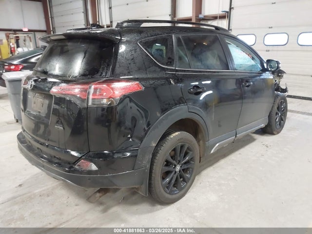2T3RFREV0JW715761 Toyota Rav4 Adventure
