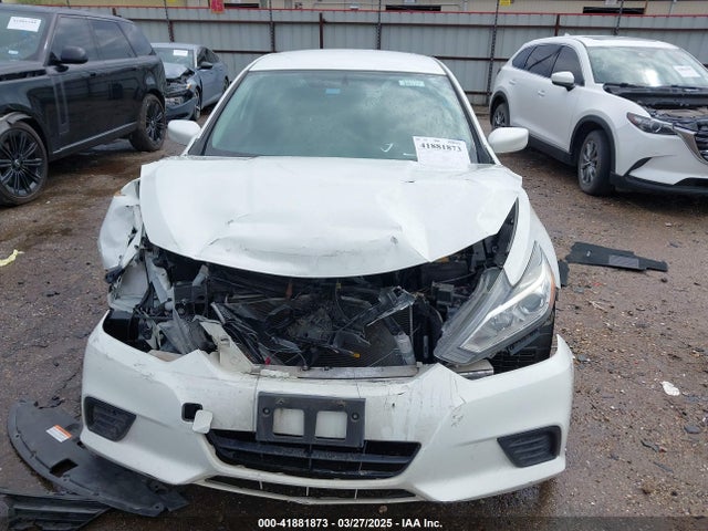 1N4AL3AP0HC498385 Nissan Altima 2.5 S