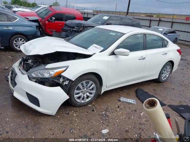 1N4AL3AP0HC498385 Nissan Altima 2.5 S