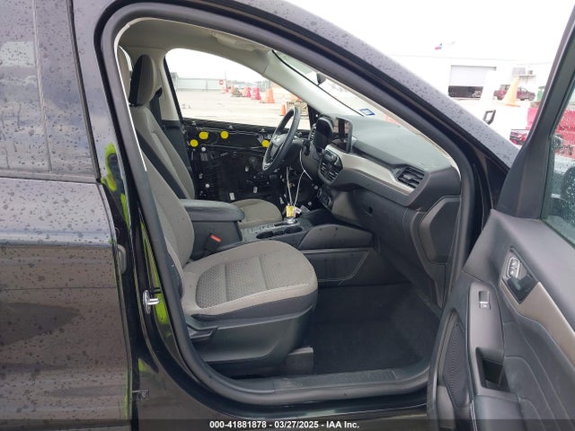 1FMCU0G60NUB01711 Ford ESCAPE SE