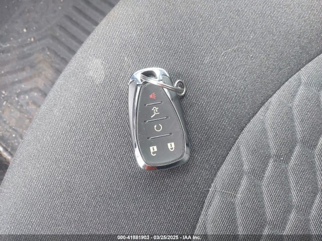 3GNAXUEVXKS669407 Chevrolet EQUINOX LT
