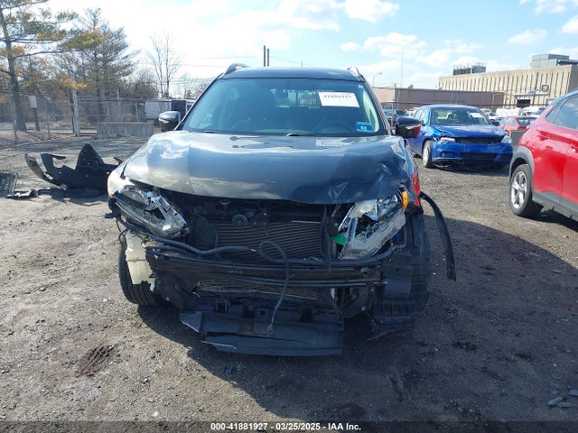 5N1AT2MV3EC773110 Nissan ROGUE SV