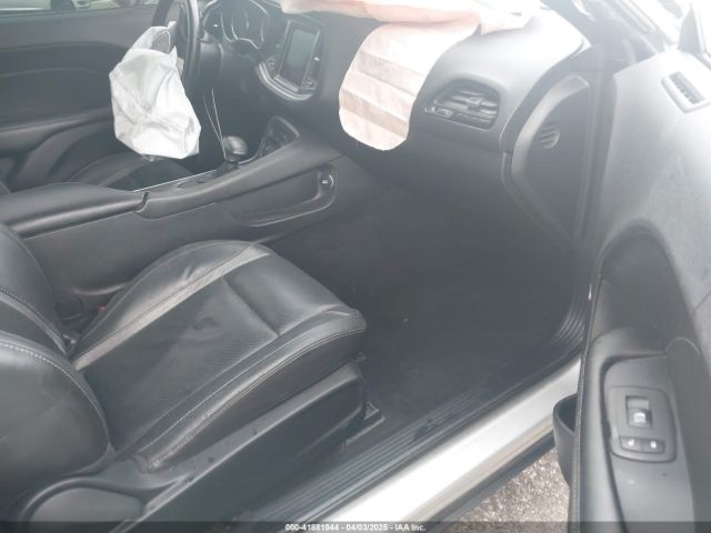 2019 DODGE CHALLENGER 2C3CDZAG9KH744703 Photo 4