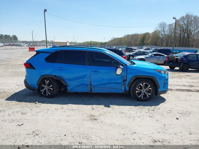 JTMK1RFV6KD035067 Toyota RAV4 LE