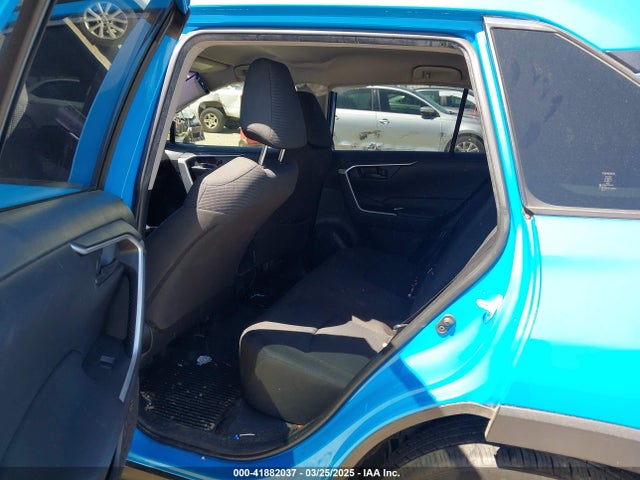 JTMK1RFV6KD035067 Toyota RAV4 LE