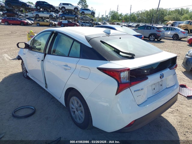 JTDKAMFU2M3147562 Toyota Prius Le