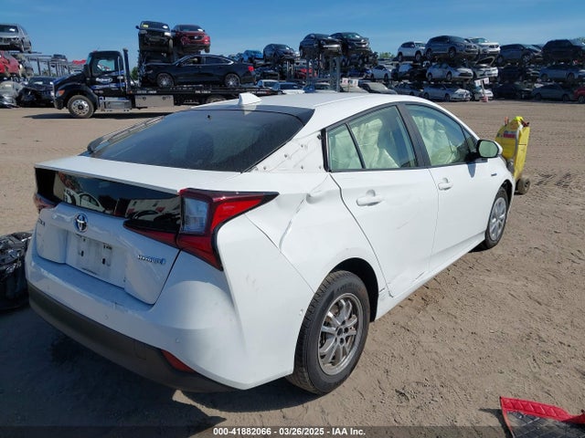 JTDKAMFU2M3147562 Toyota Prius Le