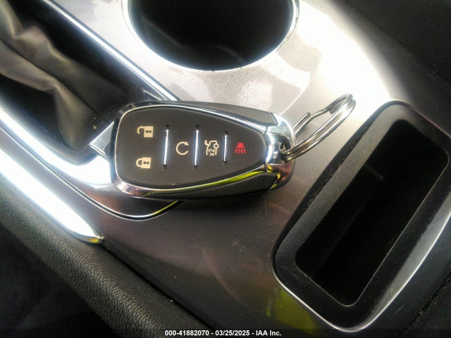 1G1ZD5ST7PF223121 Chevrolet Malibu Fwd 1lt