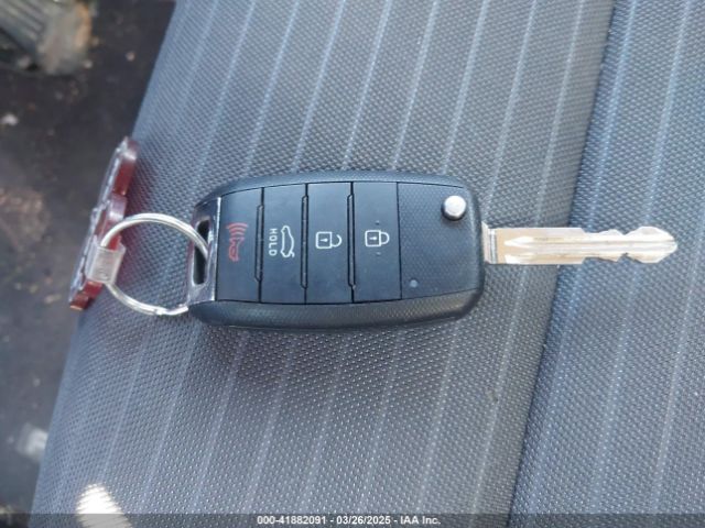 3KPFL4A7XHE070886 KIA FORTE LX
