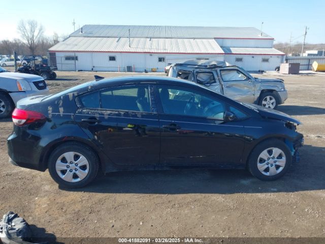 3KPFL4A7XHE070886 KIA FORTE LX