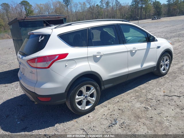 1FMCU0GX9EUC48599 Ford ESCAPE SE
