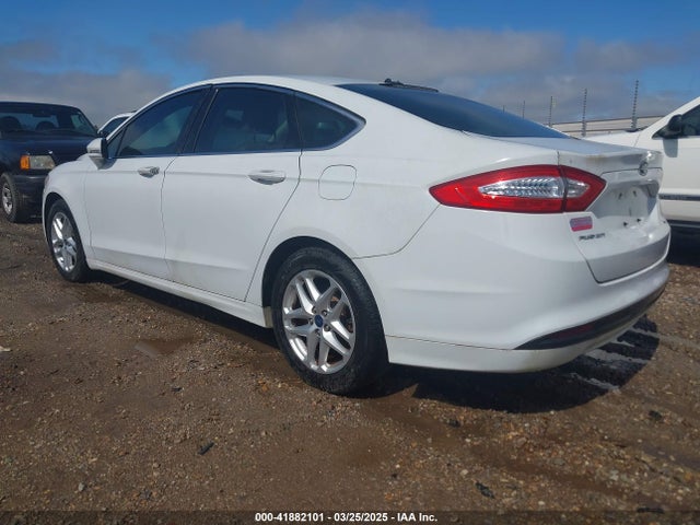 3FA6P0HD3ER143857 Ford FUSION SE