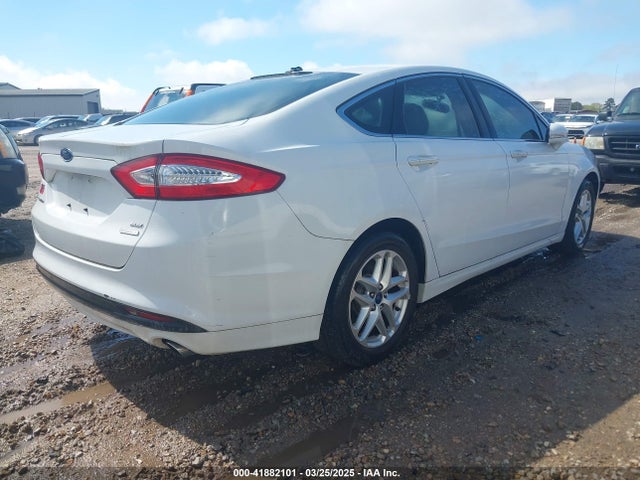 3FA6P0HD3ER143857 Ford FUSION SE