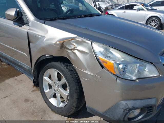 4S4BRCLC8E3300070 Subaru Outback 2.5i Limited