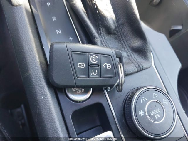 2019 VOLKSWAGEN ATLAS 1V2UR2CA9KC527512 Photo 10