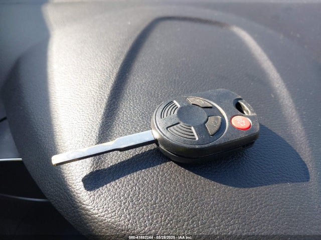 1FMCU0GD8HUE69279 Ford ESCAPE SE