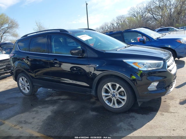 1FMCU0GD8HUE69279 Ford ESCAPE SE