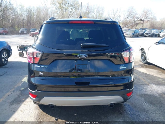 1FMCU0GD8HUE69279 Ford ESCAPE SE