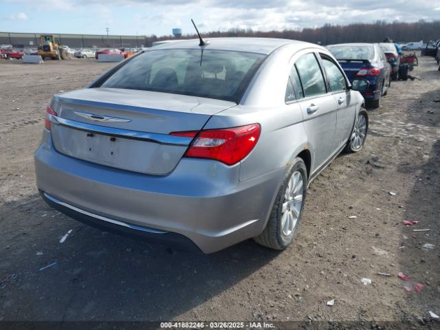 2013 CHRYSLER 200 1C3CCBBBXDN574763 Photo 3